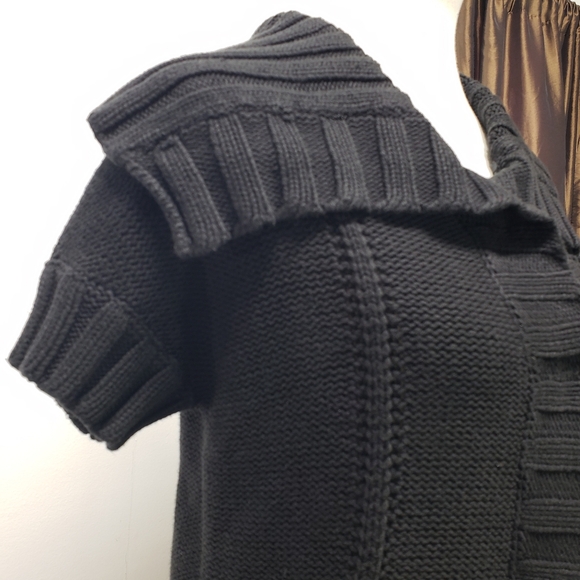 Kenneth Cole Reaction Black Ribbed Knit Short Sleeve Cardigan Sweater Size S Y2K - Picture 3 of 13